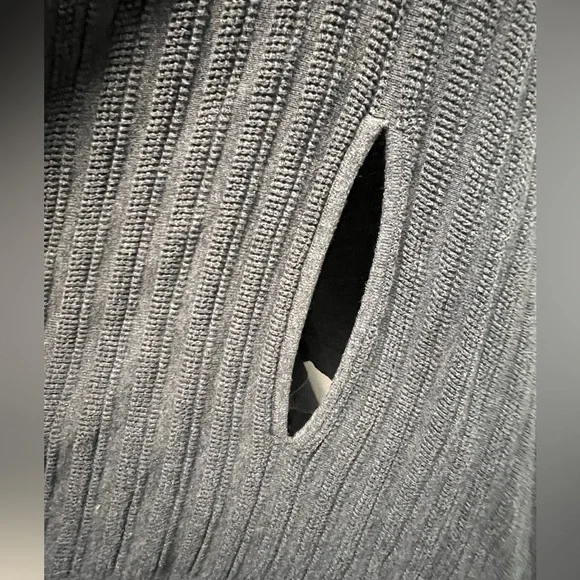 LULULEMON Forward Flow Poncho Heathered Grey Knit Asymmetrical Women's O/S - Picture 4 of 8